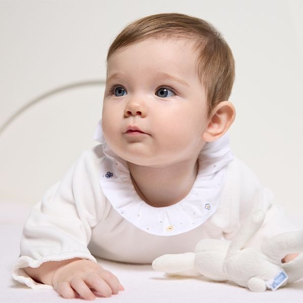 Newborn girl 1-12 months