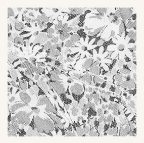 Illustratzione in bianco e nero di un iconico tessuto  liberty