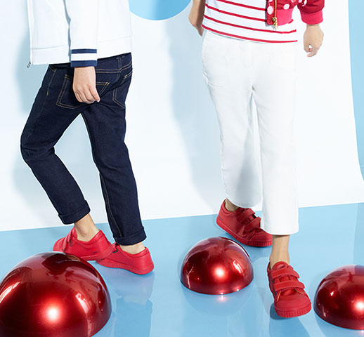 Le scarpe da tennis Spring Court